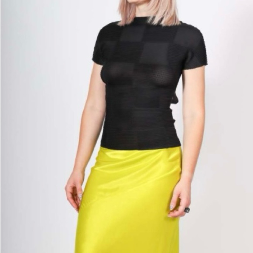 Issey Miyake Black Checkered Pleats Top, size 2 (Small equivalent)